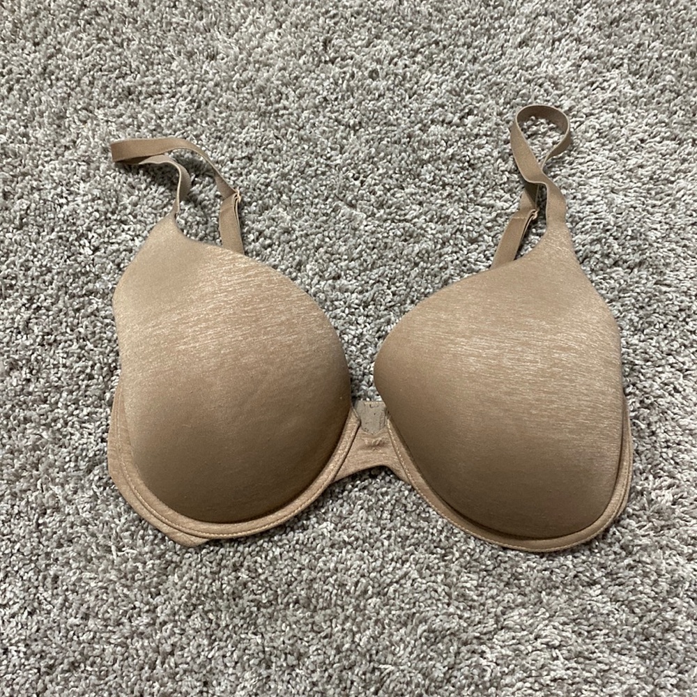 Victoria Secret Tan Bra. Size 34DD